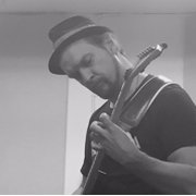 Jarno Rainio, Guitar Trainerin kitaraoppilas